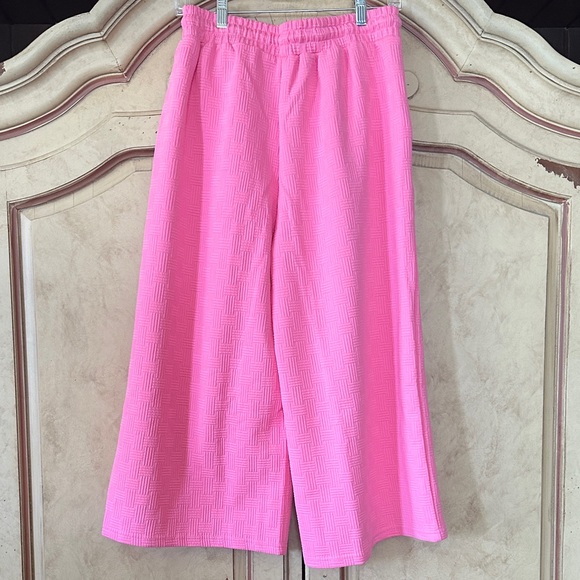 NWT Umgee Bright Pink Wide-Leg Knit Cropped Pants - Picture 3 of 4
